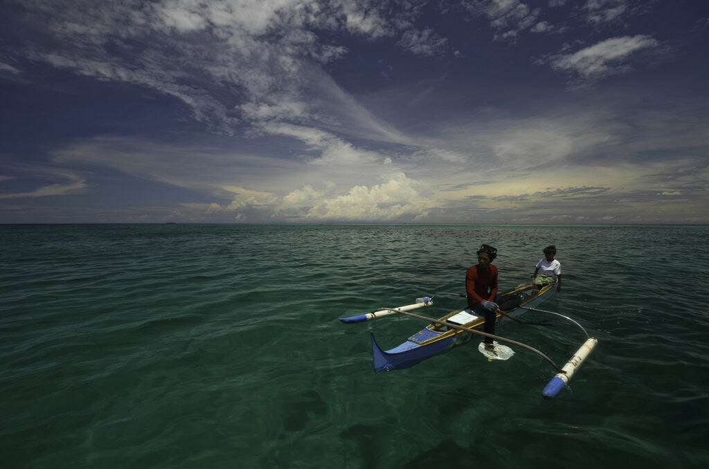 Povo Bajau: conheça os super-humanos que evoluíram para segurar o fôlego por 13 minutos dentro d’água