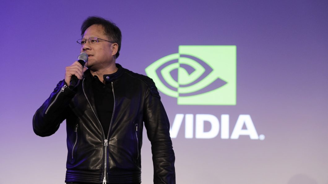 CEO da Nvidia defende preço elevado da RTX 5090