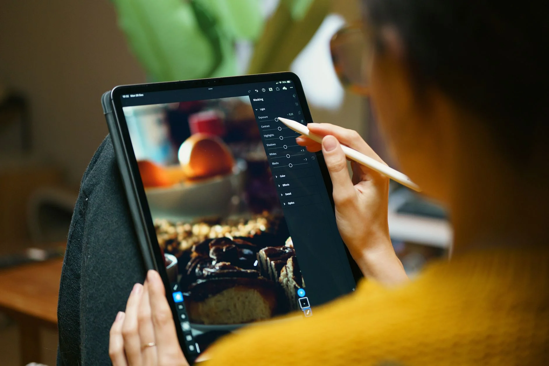 Interface do Canva usada para como criar um logo profissional